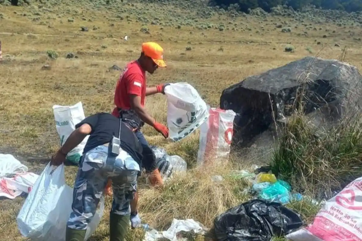 Jadi Pendaki Bijak, Ini 5 Prinsip 'Leave No Trace' yang Wajib Diterapkan di Alam Liar