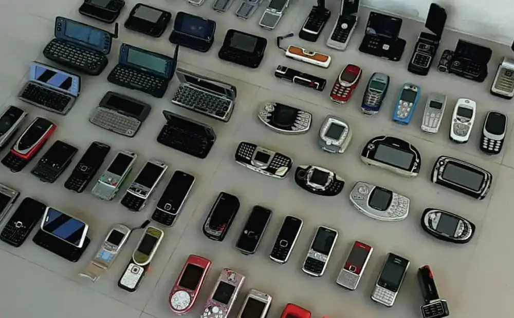 Kembali Dilirik, Ini 3 HP Jadul Legendaris yang Jadi Incaran Kolektor Saat Ini