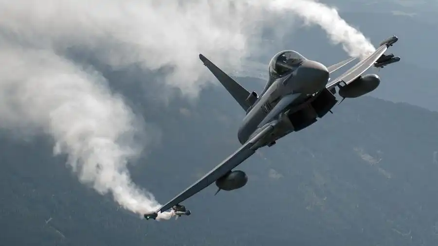 Langgar Kedaulatan, Jet Tempur Austria Paksa Pesawat Militer AS Keluar Wilayah Udara