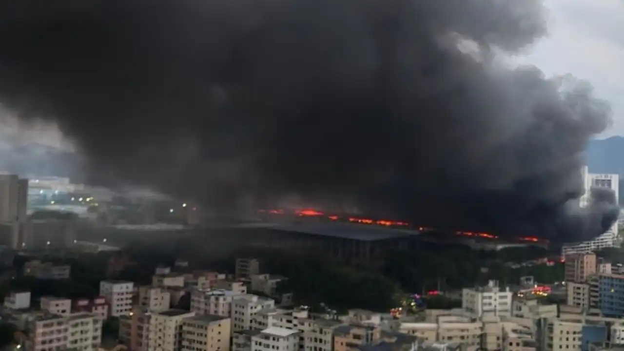 Garasi Uji BYD di China Terbakar, Puluhan Kendaraan Hangus Tanpa Korban Jiwa