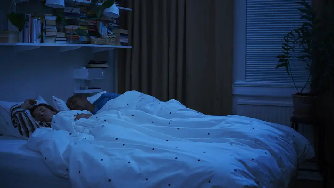 Matikan Lampu Saat Tidur Ternyata Penting, Ini Alasannya Buat Imun Kamu