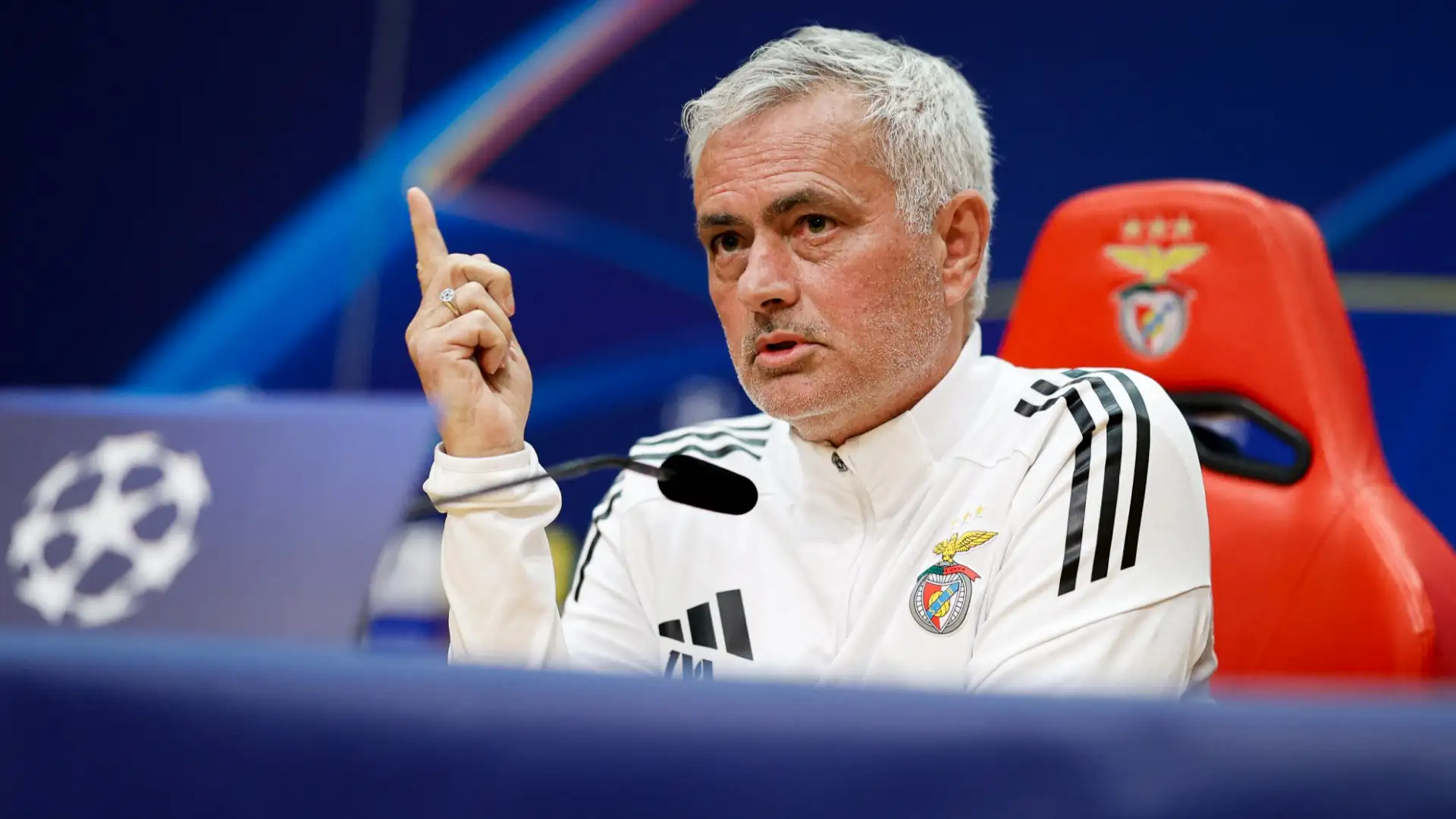 Jose Mourinho Pilih Bertahan di Benfica daripada Balik ke Bernabeu Bersama Real Madrid 