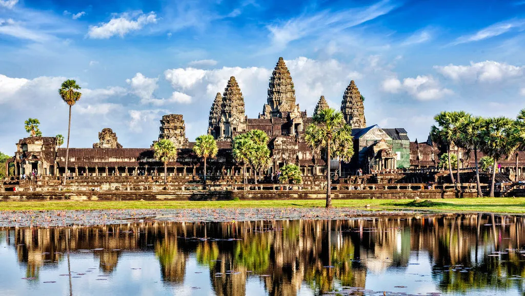 Tiga Mahakarya Kuno Asia Tenggara: Menjelajahi Sejarah Agung Borobudur, Angkor Wat, dan Bagan