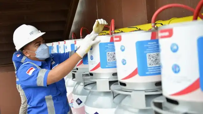 Siap-Siap Beralih dari LPG 3 Kg, Pemerintah Bakal Impor 100 Ribu Tabung CNG dari China