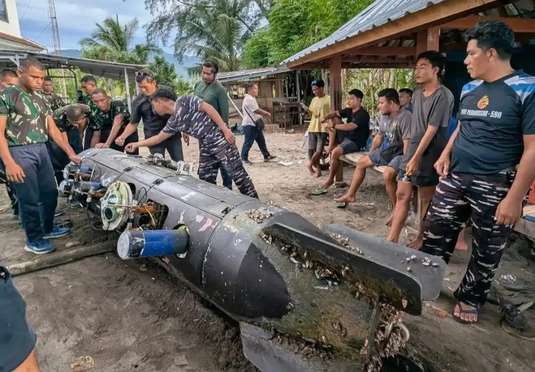 TNI AL Investigasi Temuan Benda Mirip Torpedo di Lombok, Diduga Alat Pengintai Bawah Laut Asing