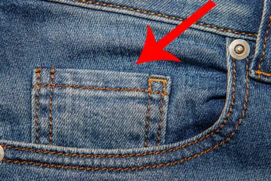 Sering Diabaikan, Inilah Sejarah Unik di Balik Evolusi Kantong Kecil pada Jeans Sejak Tahun 1800-an