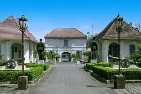 Gak Perlu AC! Ternyata Ini Rahasia Bangunan Belanda Tetap Dingin Meski Cuaca Terik