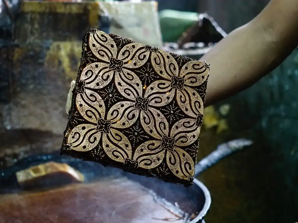 Sering Keliru? Ini Cara Membedakan Batik Tulis, Cap, dan Print ala Pengrajin Pekalongan