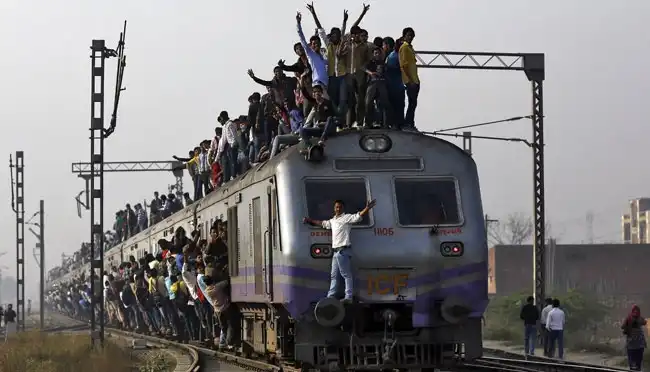Logistik Gila! Bagaimana India Mengurus 23 Juta Penumpang Kereta Setiap Hari?