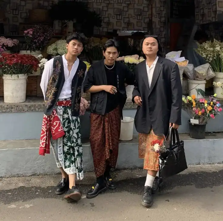 Perpaduan Streetwear dan Lokalitas, Intip Gaya Fashion Unik Khas Anak Hipdut