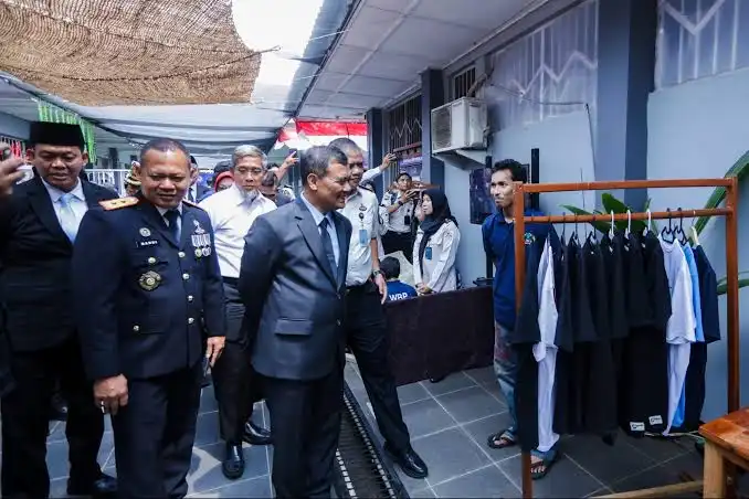 Ribuan Napi Terima Remisi HUT ke-81 RI, Gubernur Jateng: Ini Sarana Evaluasi Diri, Bukan Sekadar Hadiah!