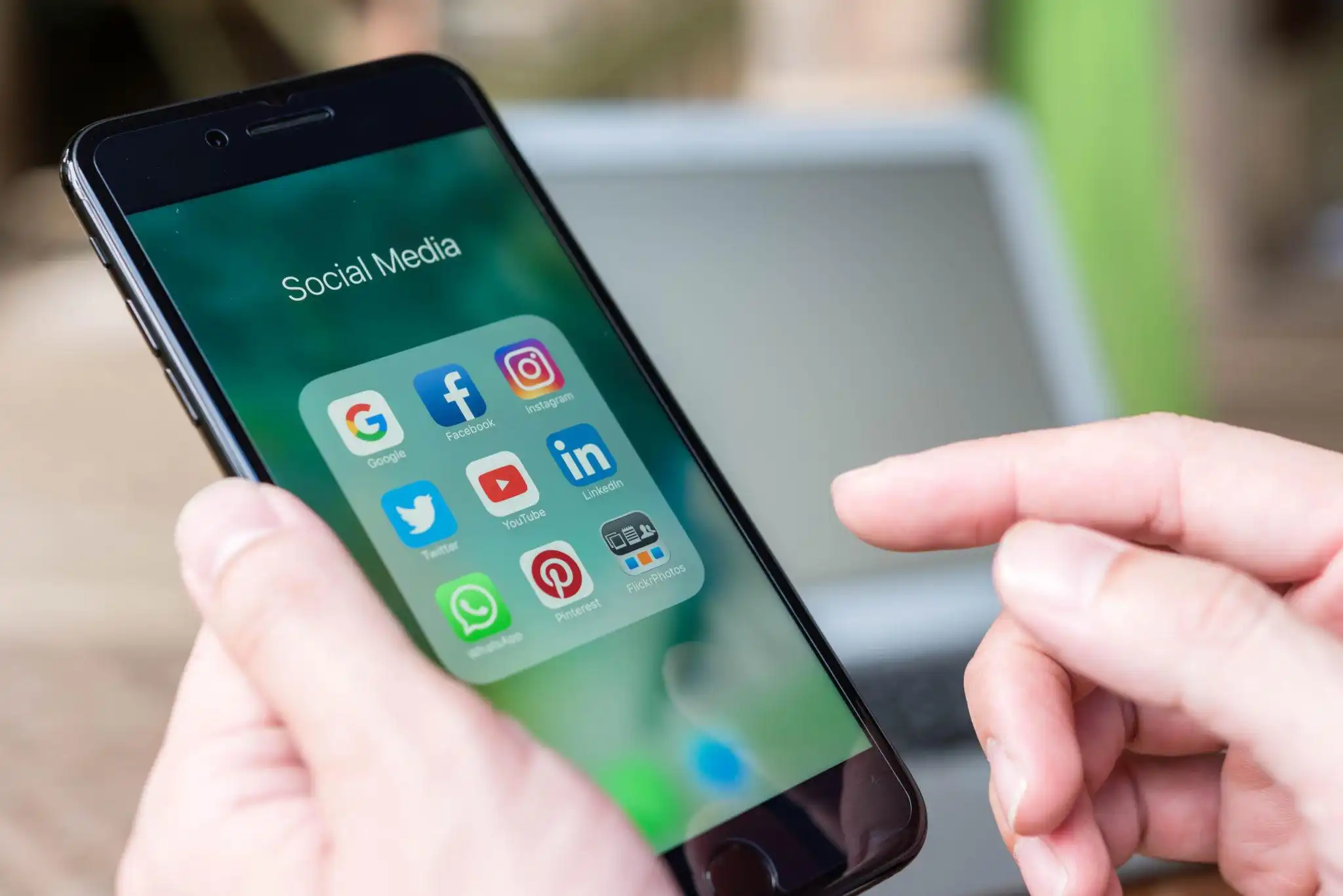 Social Media Day 30 Juni: Sejarah, Tujuan, dan Dampaknya terhadap Cara Manusia Berkomunikasi
