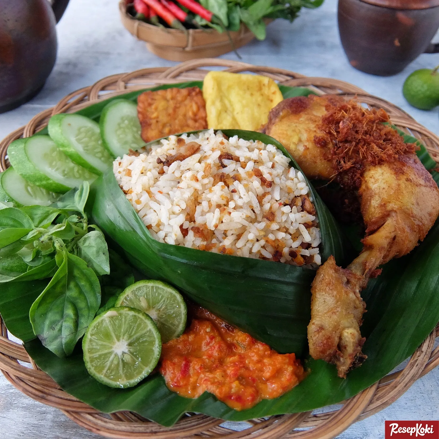 Serupa Tapi Tak Sama! Ini Perbedaan Nasi Tutug Oncom vs Nasi Cikur khas Sunda