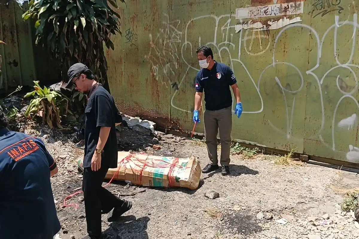 Geger Kardus Berisi Mayat Wanita di Bandung, Tetangga Sempat Bantu Angkat karena Dikira Paket  