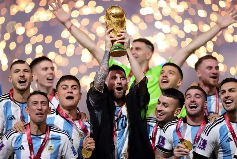 Ladang Uang FIFA! Mengintip Gurita Bisnis dan Sponsor Raksasa di Balik Piala Dunia