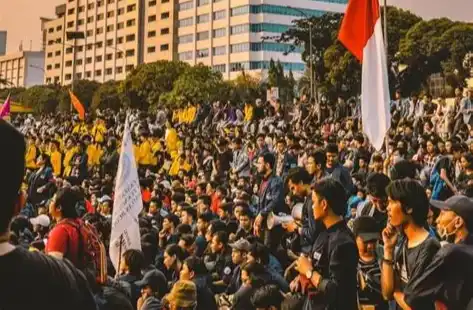 Demo BEM UI di Bundaran HI Hari Ini, Pengendara Diminta Cari Jalur Alternatif