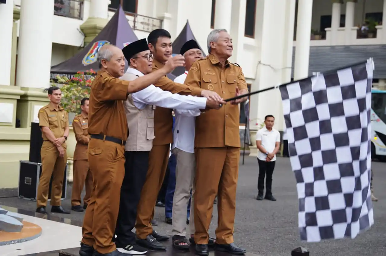 Lampu Hijau Keberangkatan, Koper JCH Lamongan Mulai Padati Asrama Haji Surabaya