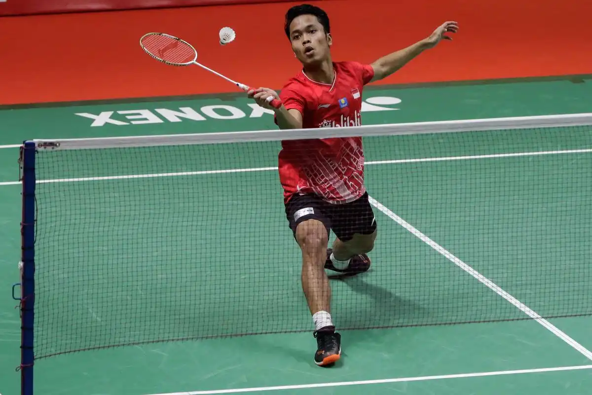Langkah Kaki Sering Terlambat? Ini Trik Menguasai 6 Titik Langkah di Lapangan Badminton