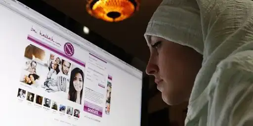 Seni Menahan Jempol di Era Hoaks dan Rahasia Menjadi Netizen Bijak dengan Prinsip Tabayyun