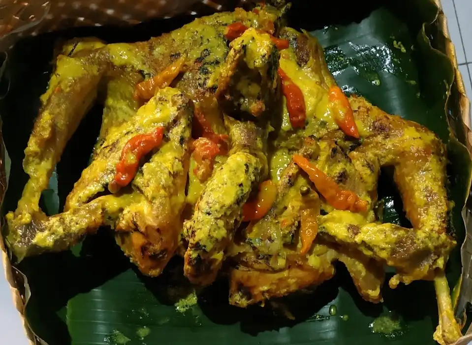 Masakan Khas dan Rasa Unik Ayam Lodho Tradisi Kuliner Tulungagung yang Melegenda
