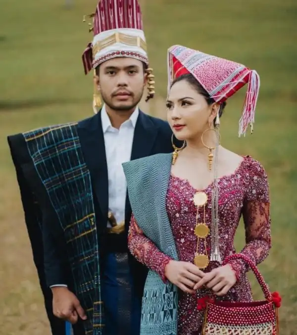 Larangan Menikah Satu Marga: Kearifan Lokal Batak yang Menyelamatkan Generasi dari Risiko Genetik