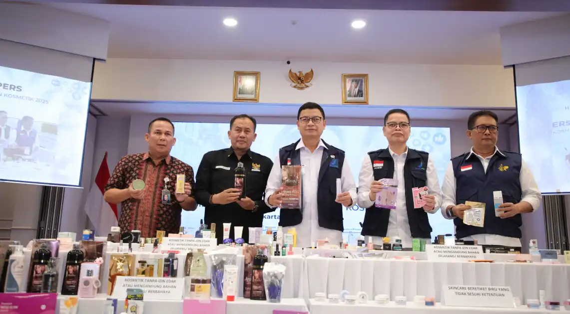 Masalah Dari Tahun Ke Tahun, BPOM Keluarkan 26 Kosmetik Berbahaya, Kok Bisa Dapat Izin Edar? 