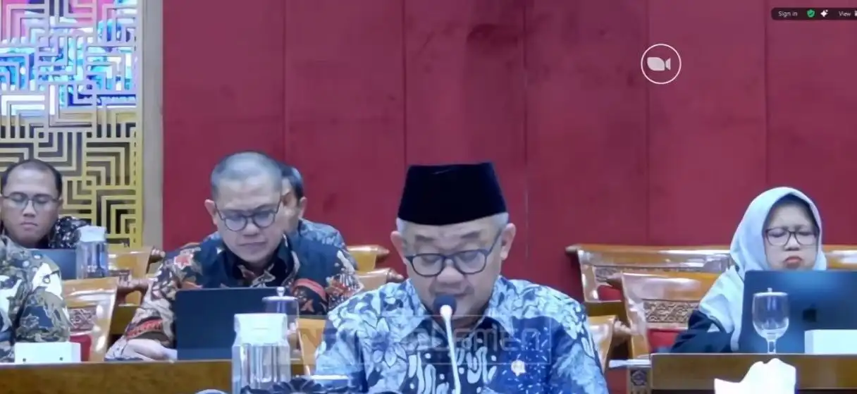 Sentilan Abdul Mu'ti Saat Rapat di Senayan, Beberkan Informasi  Banyak Anggota Dewan Lulusan Paket C di Tengah Komitmen Revolusi Pendidikan  