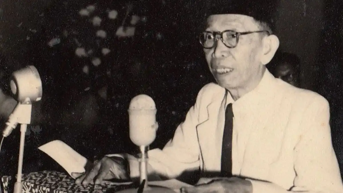 Kenapa Hardiknas Dirayakan Setiap 2 Mei Inilah Jejak Kelahiran Ki Hadjar Dewantara yang Mengubah Nasib Bangsa