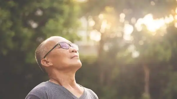 Susah Tidur? Ternyata Rahasianya Ada pada Paparan Matahari 30 Menit Pertama saat Bangun!