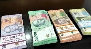 Sayang Mau Jajan? Ternyata Ini Alasan Psikologis Kamu Lebih Berat Mengeluarkan Uang Baru