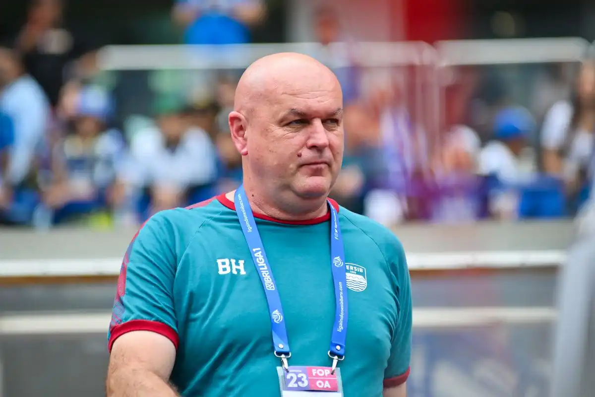 Kontrak Bojan Hodak Segera Habis, Persib Disebut Siap Naikkan Gaji Demi Pertahankan Sang Pelatih