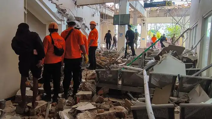 Gempa M 7,7 Guncang NTT: Gempa Susulan Masih Terjadi, Puluhan Warga Meninggal Dunia