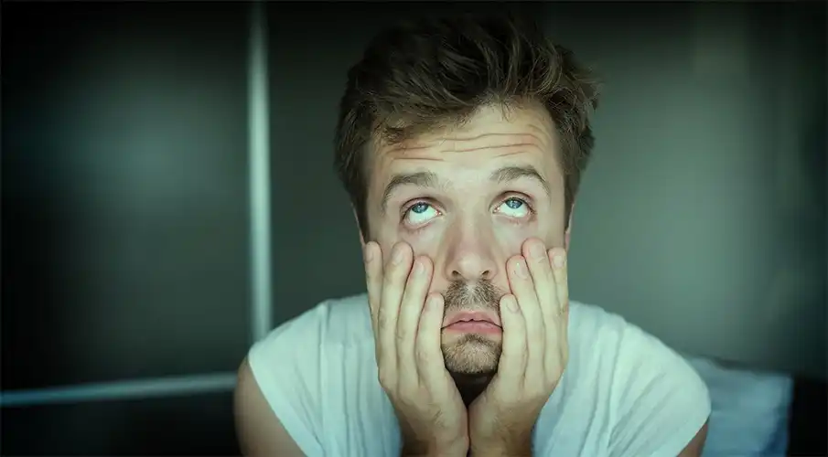 Bukan Cuma Kurang Tidur! Alasan Medis Mata Sembap Bisa Jadi Tanda Ginjal Bermasalah