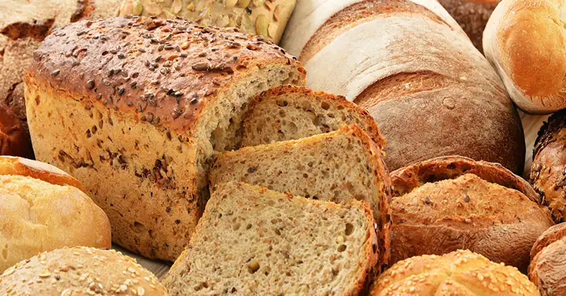 Roti Keras Jangan Dibuang! Ini Trik Jenius Balikin Tekstur Lembut ala Baru Matang