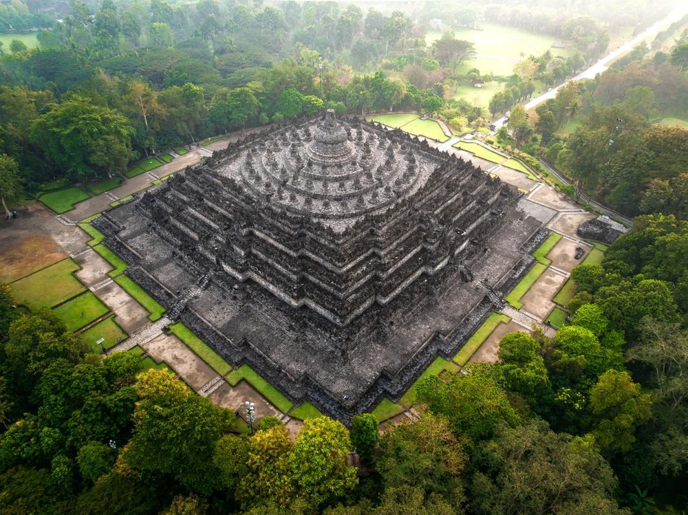 Jadi Magnet Spiritual Global, Ini Alasan Candi Borobudur Menjadi Pusat Waisak Dunia