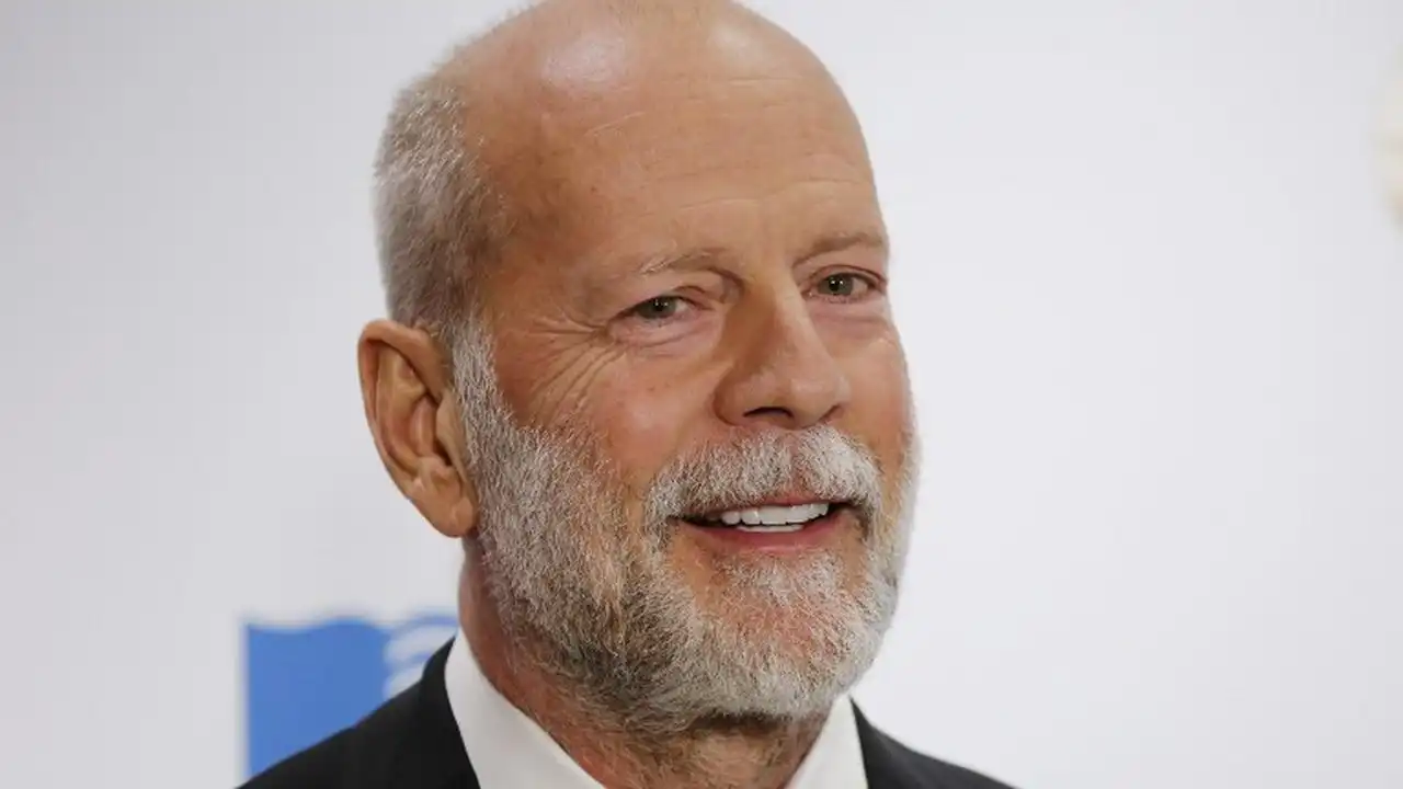 Bruce Willis Siap Donorkan Otak untuk Riset Demensia Frontotemporal