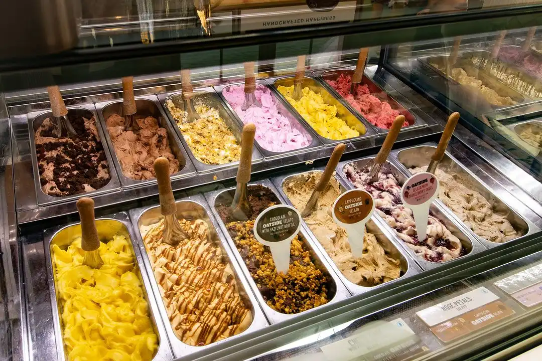 Dari Gelato Hingga Kreasi Artisan, Memahami Perbedaan Kelas Es Krim dan Rahasia Perkembangan Industrinya