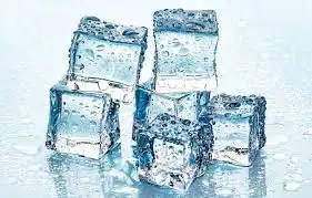 Gak Cuma Bikin Melek! Ternyata Ini Alasan Medis Mandi Air Dingin Bisa Usir Stres