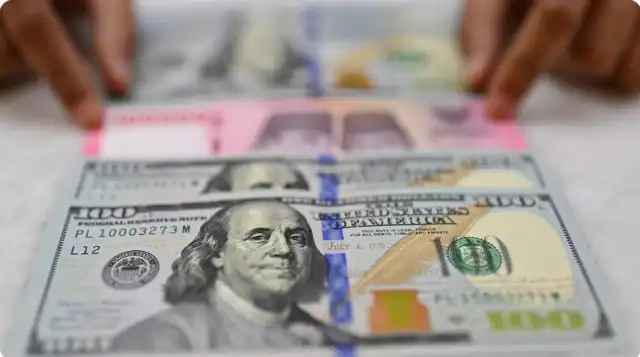 Dolar AS Tembus Rp18.000, Rupiah Masih Berada di Bawah Tekanan