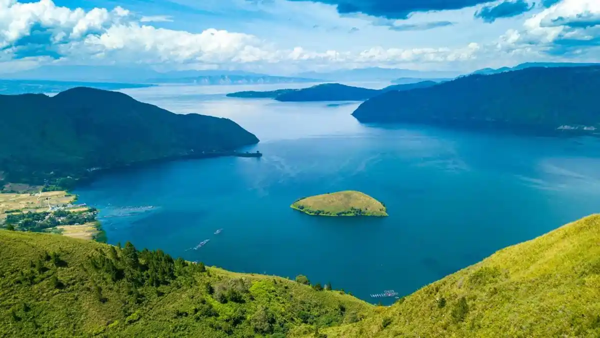 Keajaiban Danau Toba yang Lahir dari Amukan Gunung Api Paling Mematikan di Sejarah Bumi
