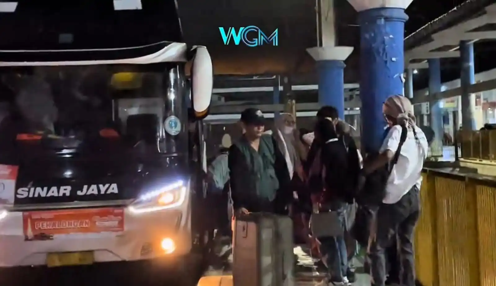 Mudik Gratis dengan 16 Armada Bus Memadati Terminal Kota Pekalongan