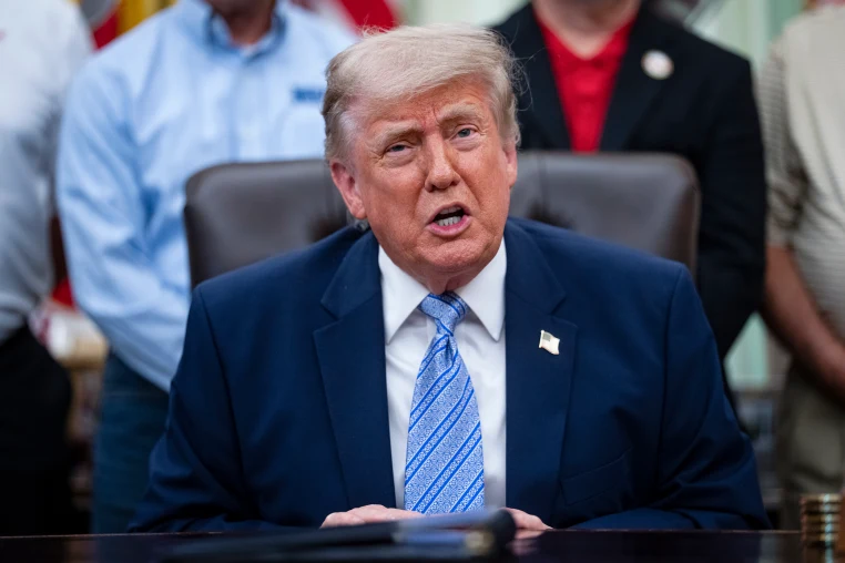Donald Trump Ungkap Hakeem Jeffries Jadi Inspirasi Julukan Baru buat Demokrat