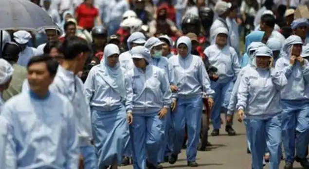 Profesi Berpenghasilan Tinggi Terancam! AI Mulai Picu Gelombang PHK Pekerja Berkerah Putih