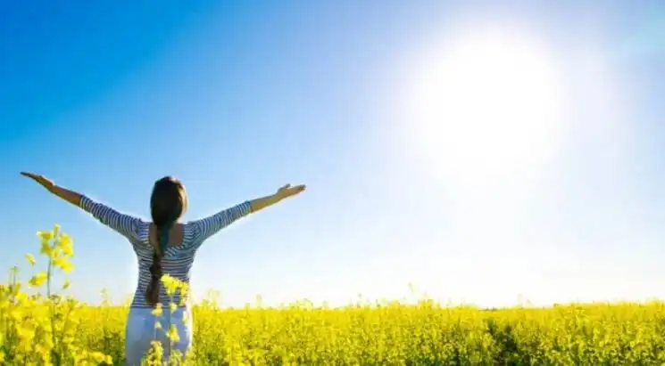 Jangan Salah Jam! Ini Waktu Berjemur Paling Efektif Biar Gak Cuma Dapat Panas