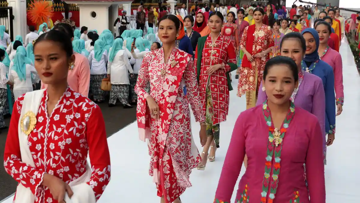 Bukan Sekadar Pakaian, Ini Alasan 24 Juli Diperingati Sebagai Hari Kebaya Nasional