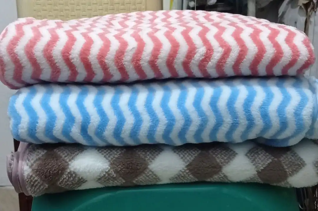 Handuk Kasar Bikin Kulit Perih? Cuka Putih Ternyata Rahasia Handuk Lembut ala Hotel!