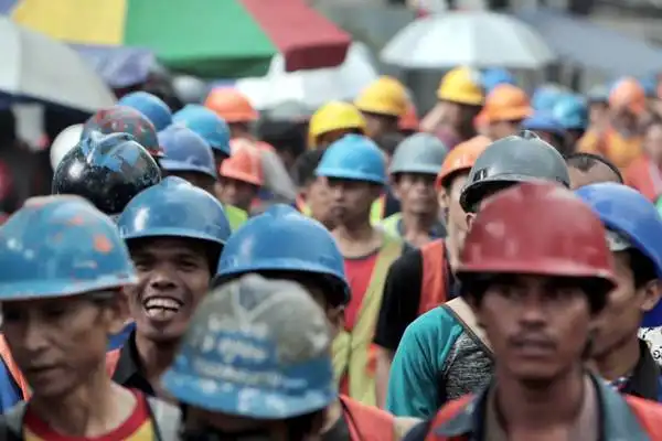 Pekerja Cerdas yang Paham Hukum Demi Menjamin Kesejahteraan dan Keadilan di Tempat Kerja
