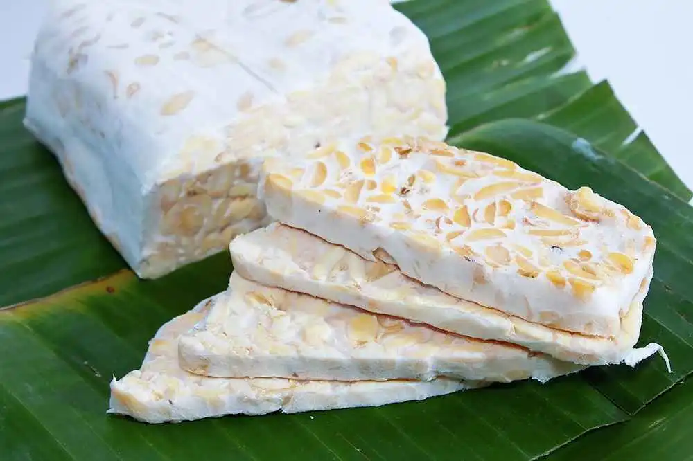 Rupiah Melemah ke Rp18.000 per Dolar AS, Produsen Tempe Menjerit