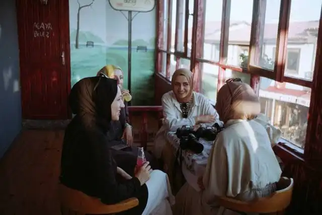 Kualitas di Atas Kuantitas: Cara Milenial Menjaga Inner Circle Tetap Sehat dan Bebas Drama