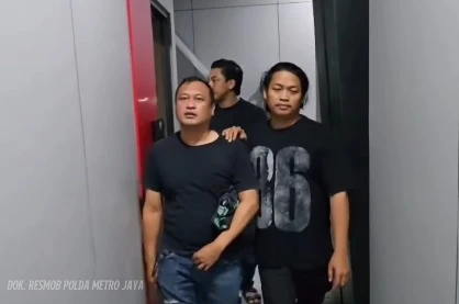 Aksi Arogan Berujung Bui! Polisi Tangkap 'Bang Jago' yang Viral Rusak Mini Cooper di Sunter